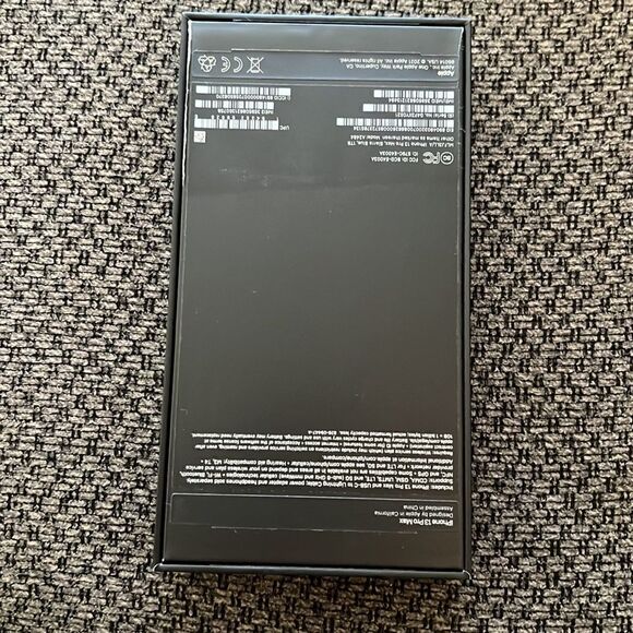 Apple Iphone 13 pro max case - Picture 3 of 4